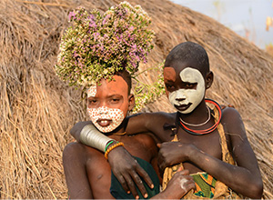 Tribal girls in Ethiopia