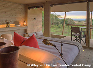 Walking safari - &Beyond Kichwa Tembo Tented Camp