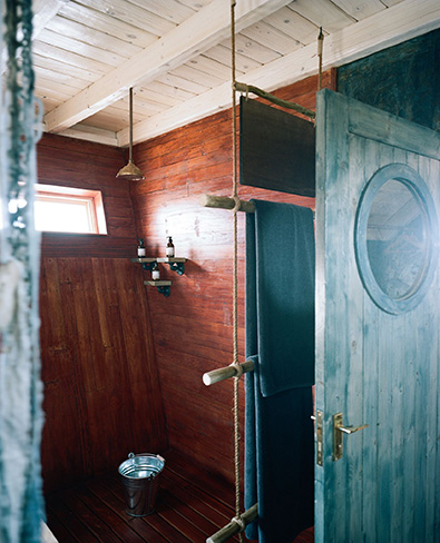 Bathroom - Shipwreck Lodge - Skeleton Coast, Namibia