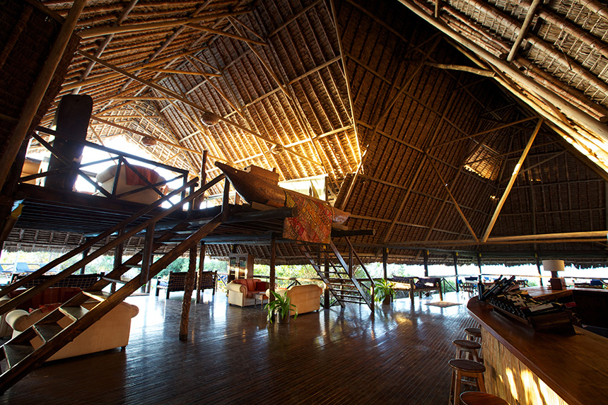 Restaurant - Lazy Lagoon Island Lodge