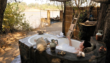 Kaingo Camp - South Luangwa National Park - Zambia Safari Camp