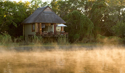 River-front suite - Royal Chundu – River Lodge