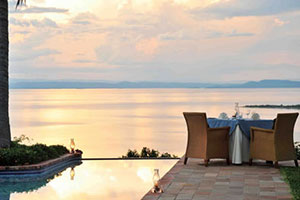 Bumi Hills Safari Lodge in Lake Kariba